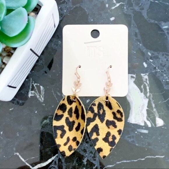 Tear Drop Faux Leather Animal Print Earrings - Picture 3 of 6